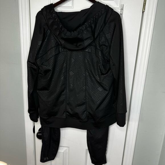 Cali athleisure 2pc black set plus size 1x hoodie leggings 27” inseam - Picture 6 of 10